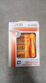 Overview of the magnetic screwdriver set featuring 32 precision pieces for repairs.