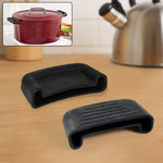 Easy-to-install silicone pot handle sleeve cover for safe cooking