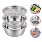 Detailed view of the interchangeable blades for the Quickslice julienne grater system.
