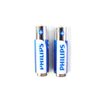 Pair of AA ultra alkaline batteries for everyday electronics