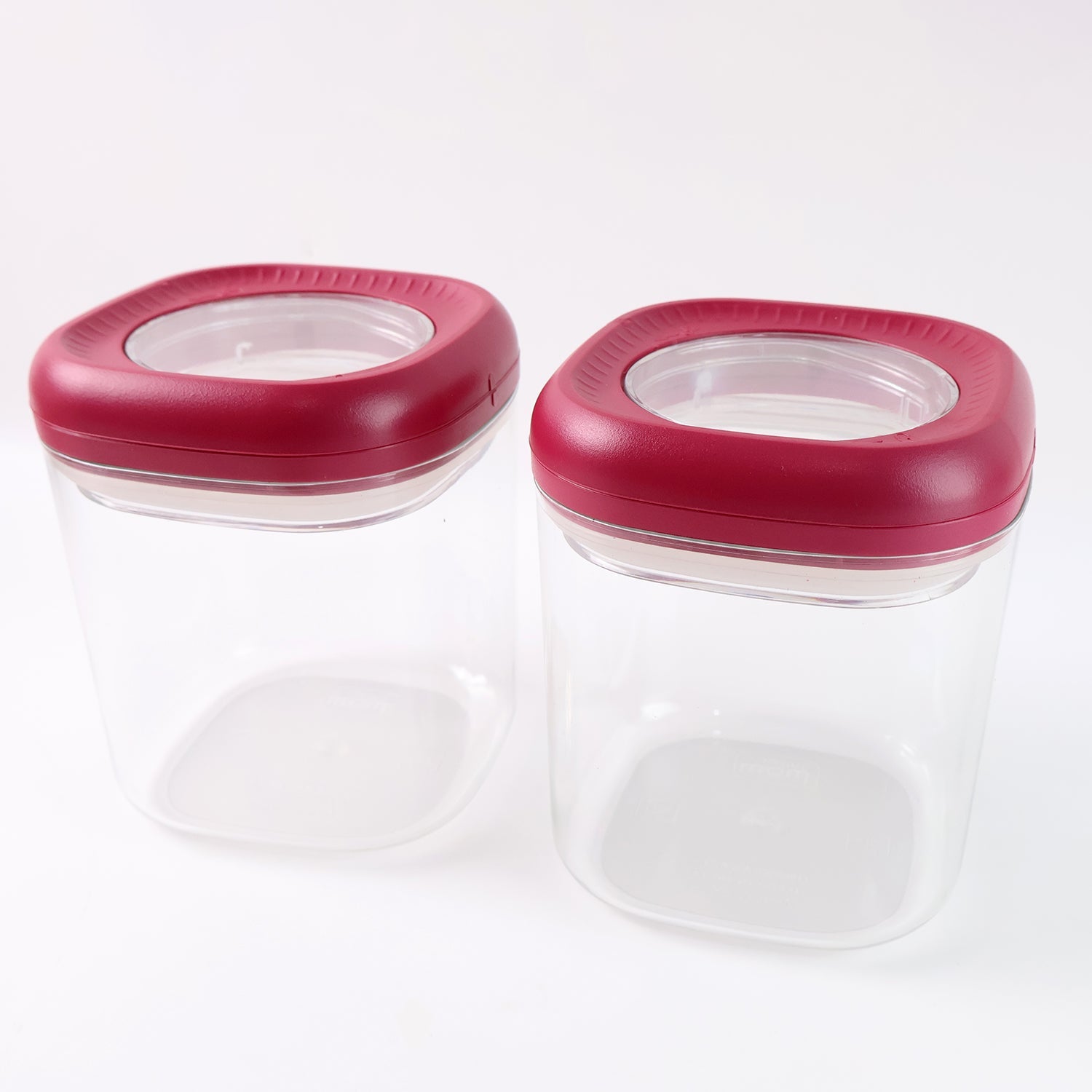 Twist and seal food containers perfect for dry food and snack storage
