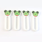 Self stick push pull helper pull knob mounted on wardrobe sliding door