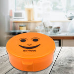 Detail of the 2-in-1 spoon included with the multicolour kids lunch box.