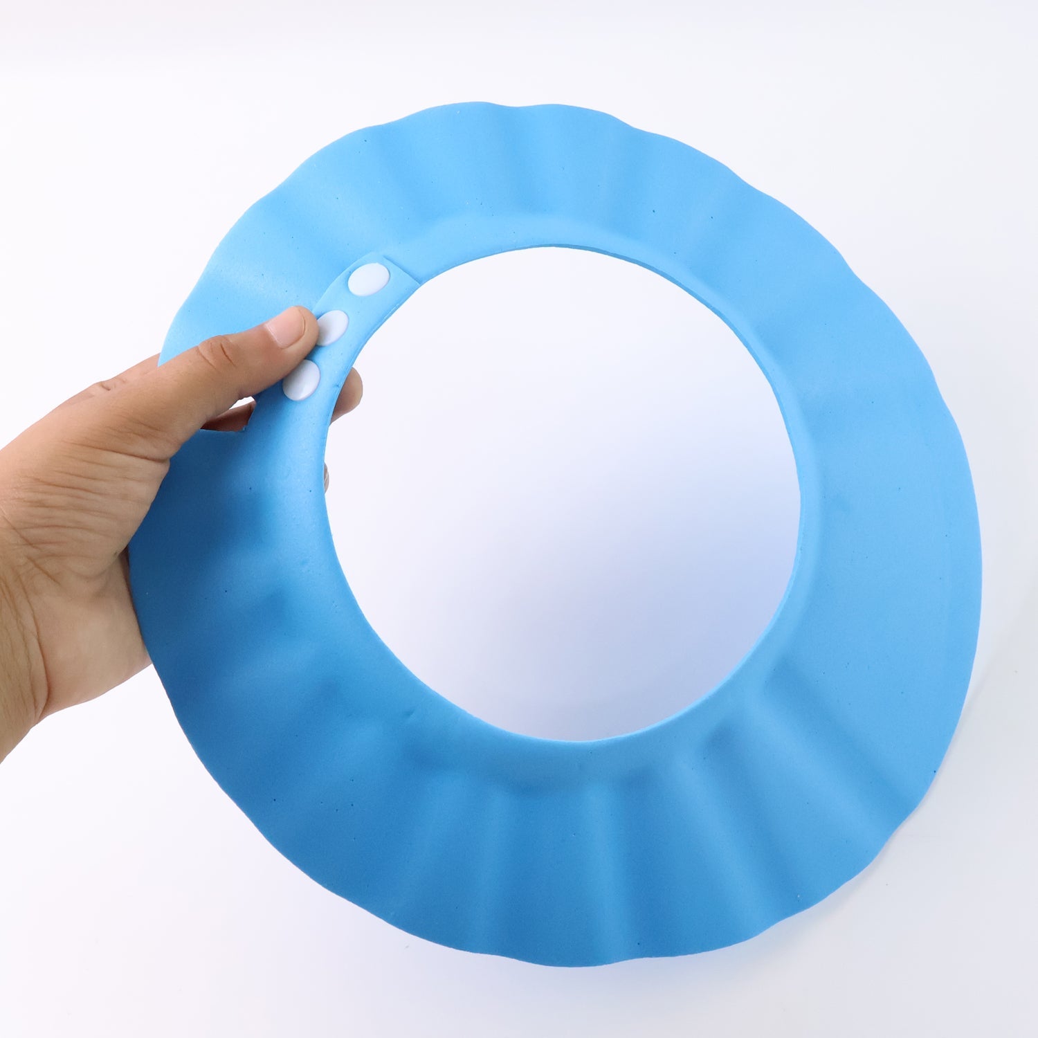 Adjustable baby bath cap made from lightweight flexible EVA foam