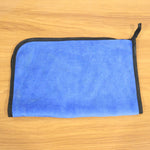 Close-up fabric view illustrating premium quality microfiber cleaning cloth