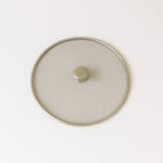 Stainless steel splatter guard with heat-resistant knob handle for safe use