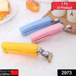 Ergonomic design of the Hot Dish Plate Clip with its plastic handle for comfortable use.