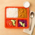 Close-up of the smooth, easy-to-clean surface of the 3-compartment tray.