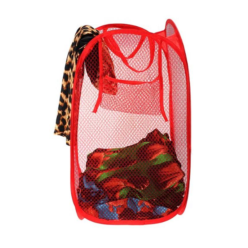 Close-up of the breathable mesh fabric on the laundry basket.