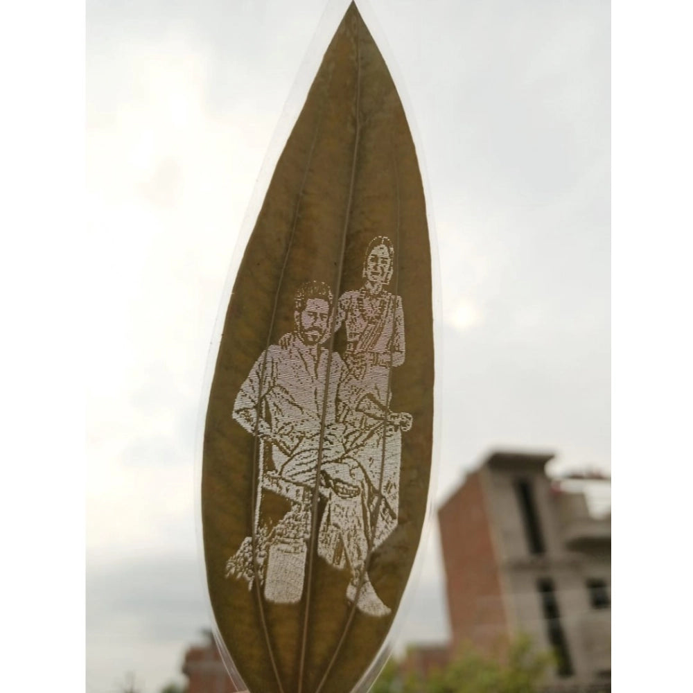 Custom Engraved Leaf Art €“ Personalized Portrait on Natural Leaf