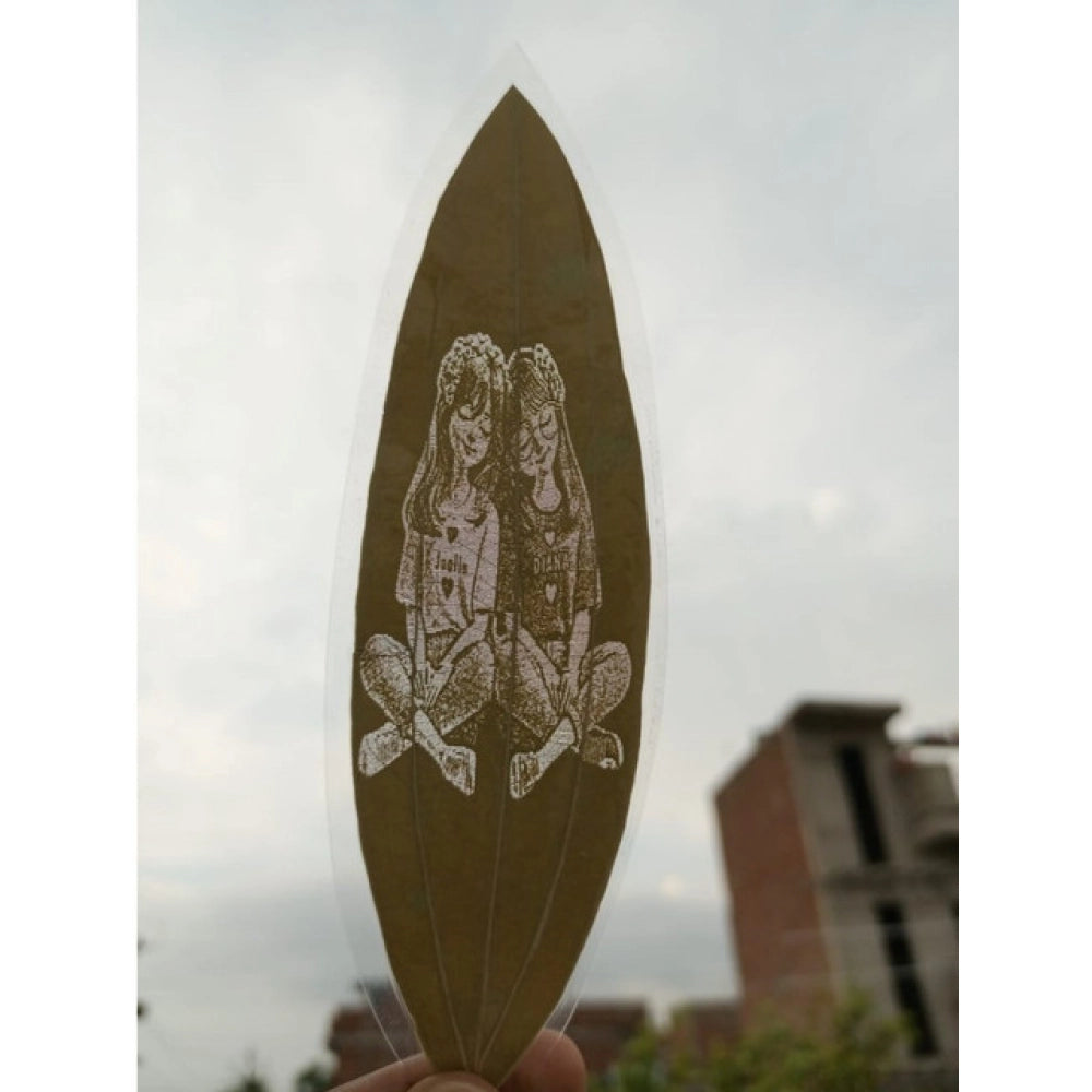 Custom Engraved Leaf Art €“ Best Friends - Sisters Portrait on Natural Leaf