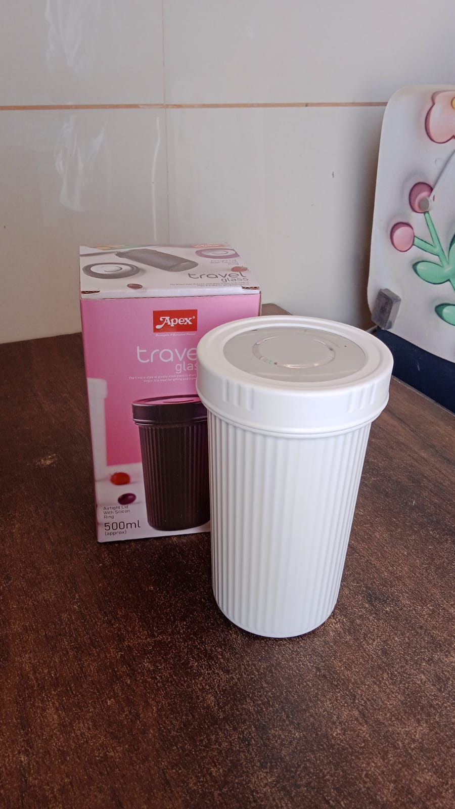 Travel Glass lifestyle image displaying ease of use on the go
