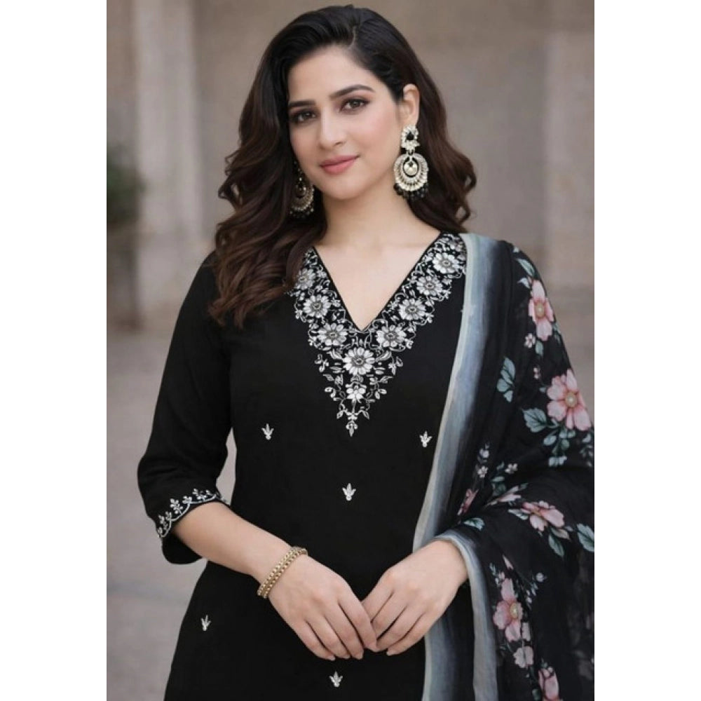 Women's Chanderi Silk Ethnic Motif V-Neck 3/4th Sleeve Kurti With Pant Dupatta Set (Black)