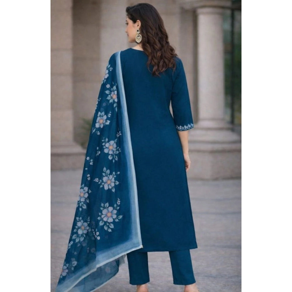 Women's Chanderi Silk Ethnic Motif V-Neck 3/4th Sleeve Kurti With Pant Dupatta Set (Teal)