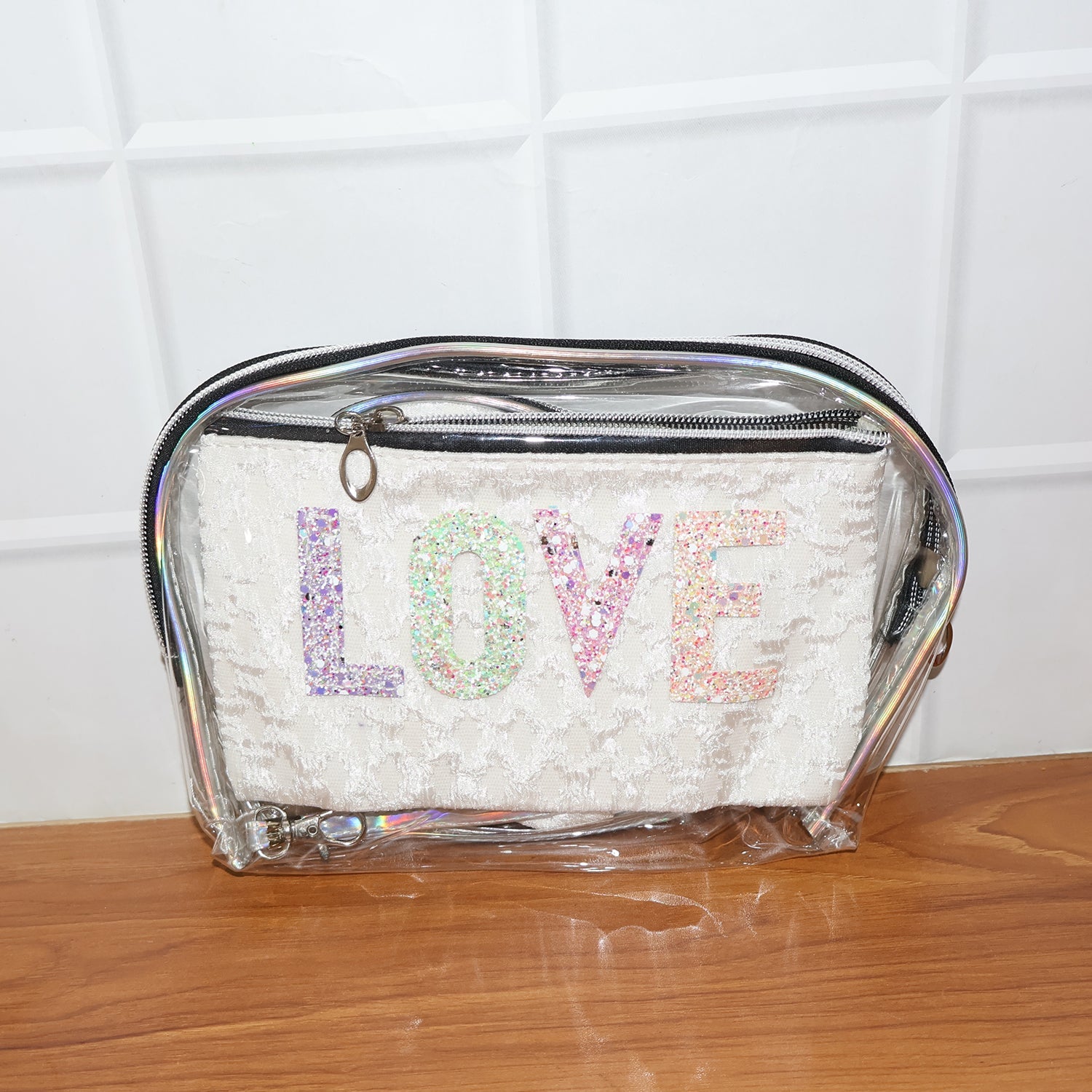 Compact and stylish makeup bag set ideal for organizing personal essentials