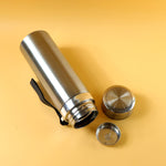 Portable stainless steel vacuum flask with modern design