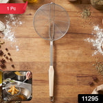 Wooden handle frying skimmer spoon for safe frying and straining